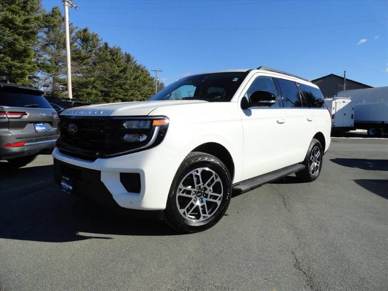 2026 Ford Expedition Active