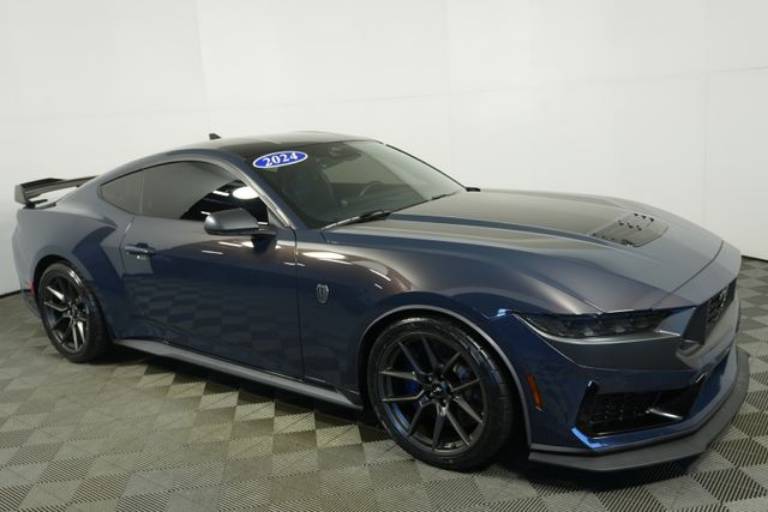 2024 Ford Mustang Dark Horse