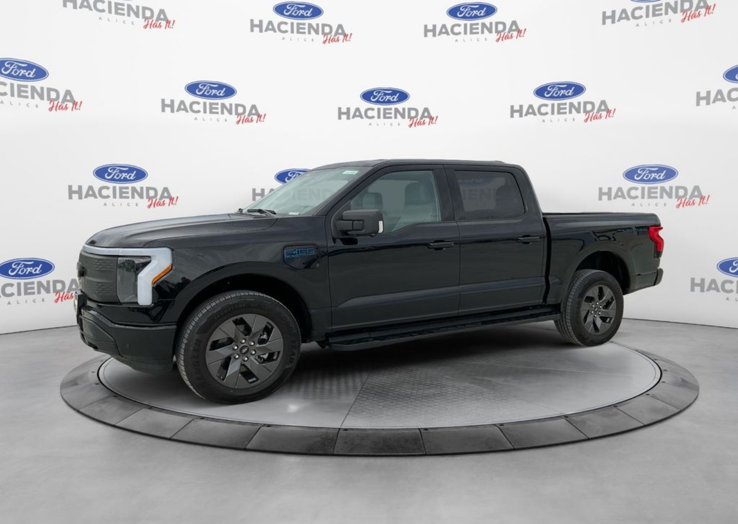 2025 Ford F-150 Lightning