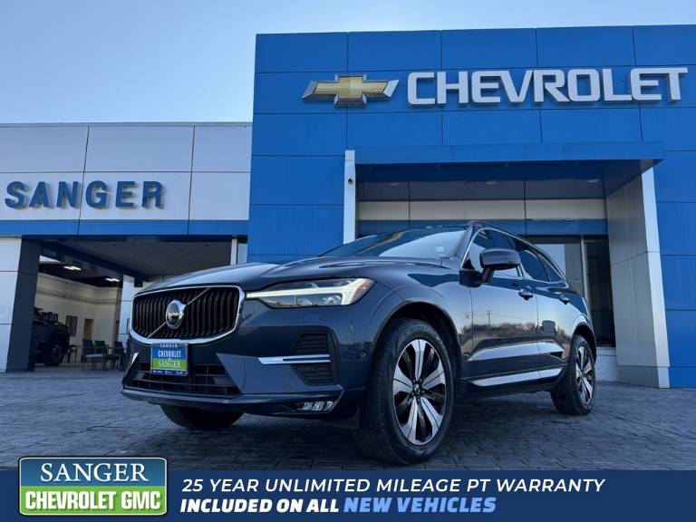 2022 Volvo XC60 B5 Momentum