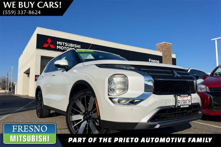 2025 Mitsubishi Outlander SE