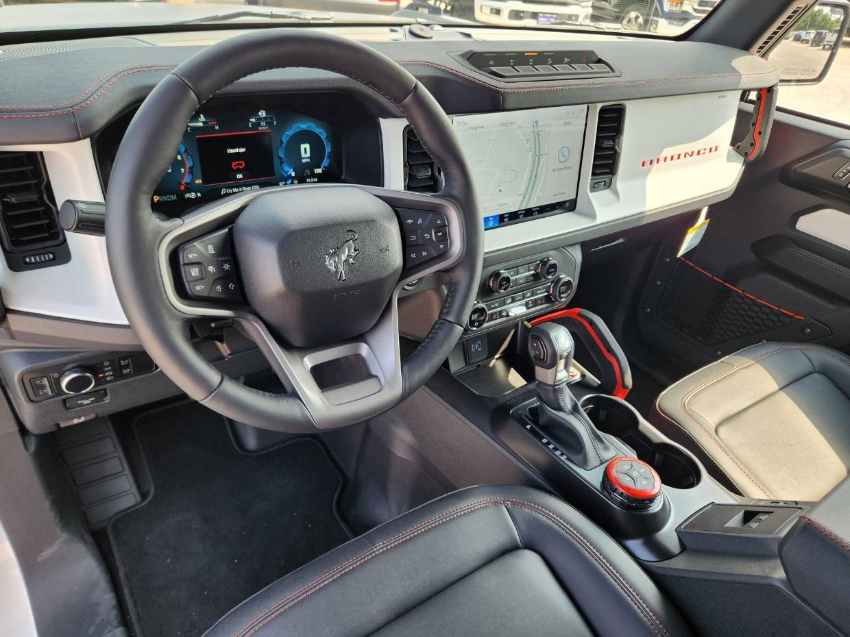 2025 Ford Bronco 2-Door Stroppe - Photo 25