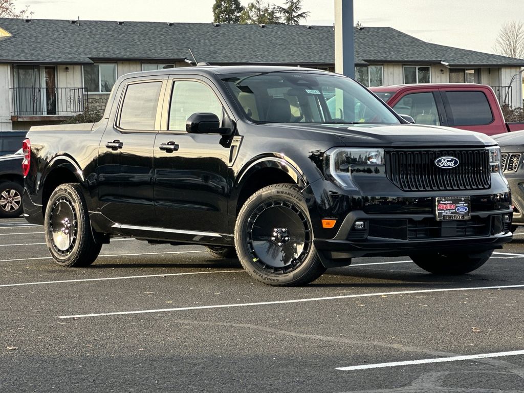 2026 Ford Maverick Lobo Standard