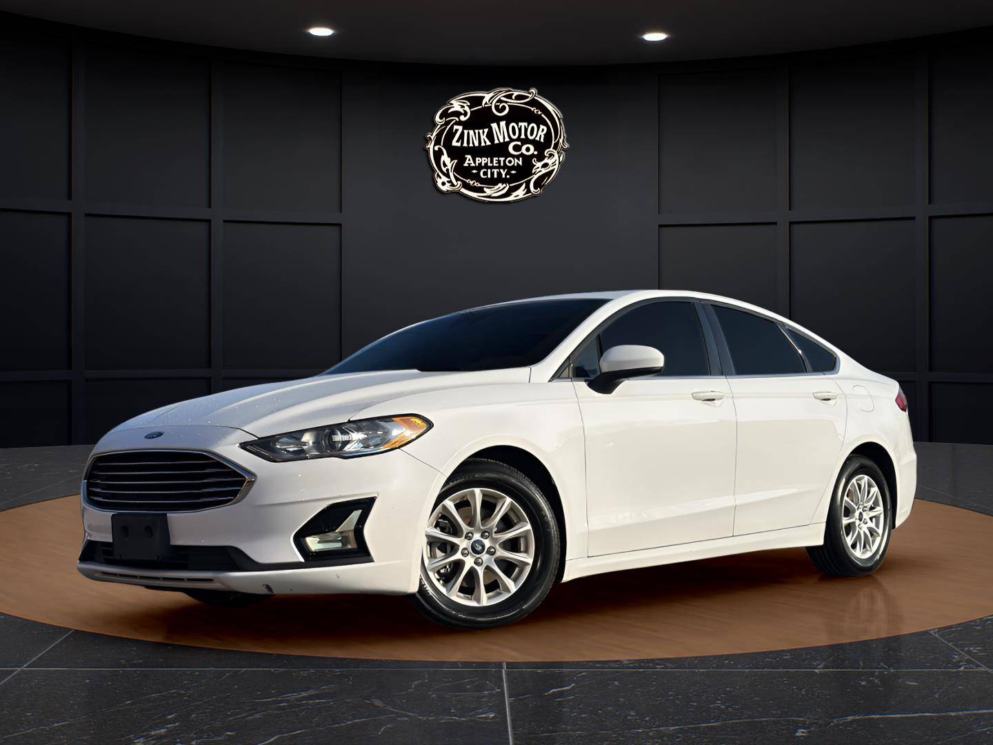 2019 Ford Fusion S's photo