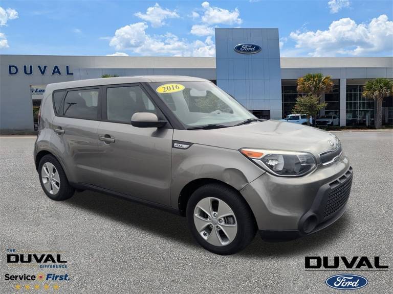2016 Kia Soul Base