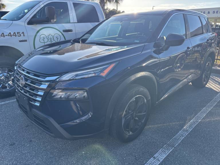 2024 Nissan Rogue SV