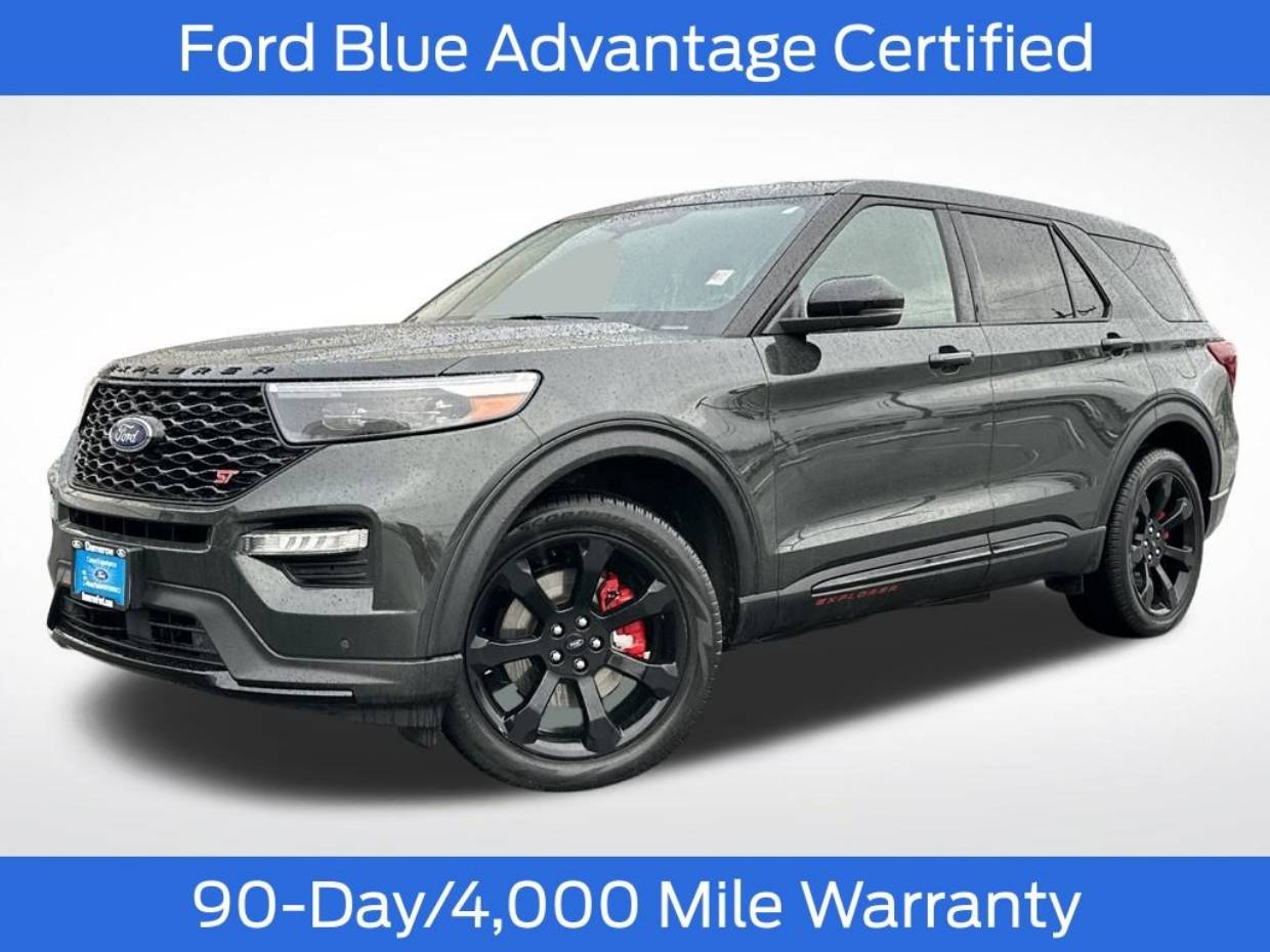 2022 Ford Explorer ST's photo