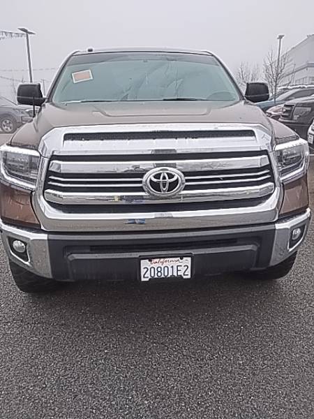 2017 Toyota Tundra SR5