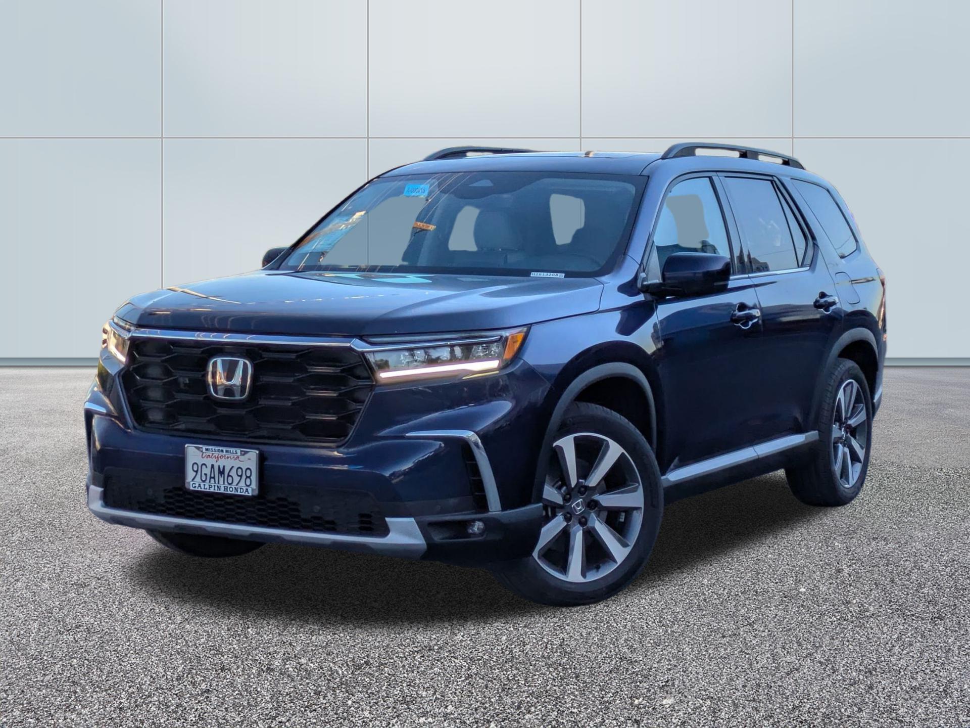 2023 Honda Pilot Touring's photo