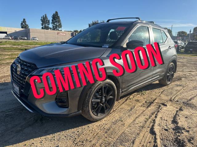 2024 Nissan Kicks SR