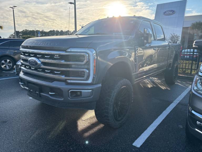 2023 Ford F-350SD Platinum