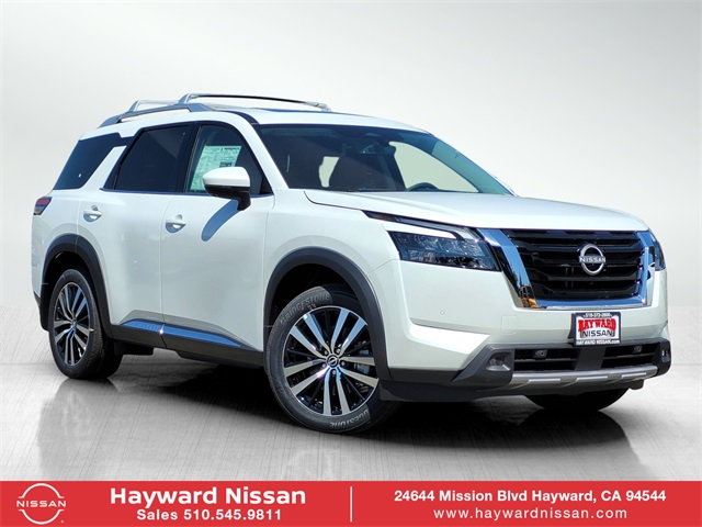 New 2025 Nissan Pathfinder Platinum