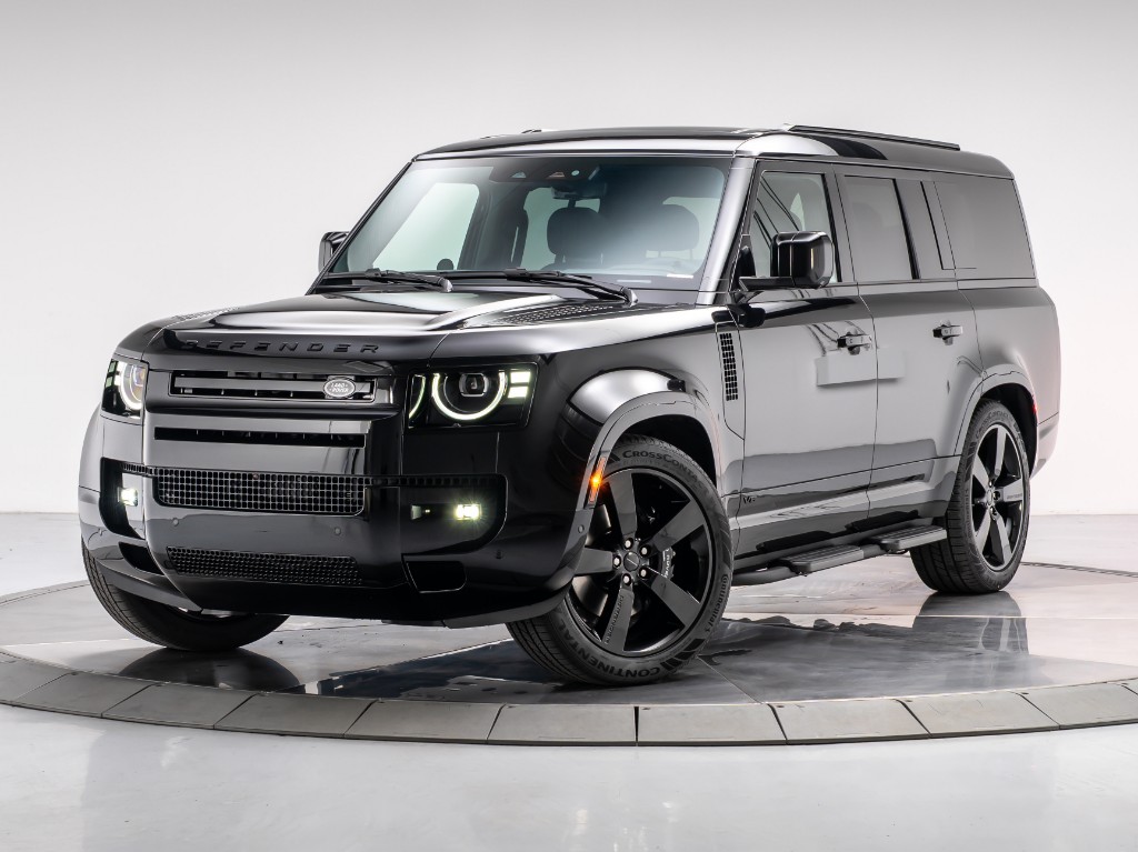 2026 Land Rover Defender P500 V8