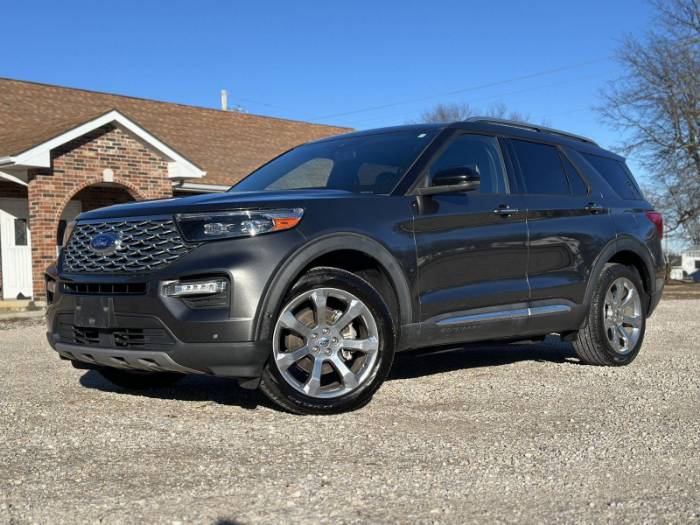 2020 Ford Explorer Platinum