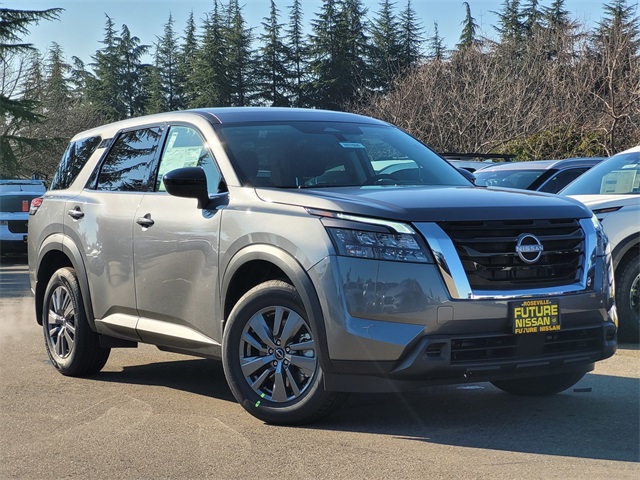 New 2025 Nissan Pathfinder S