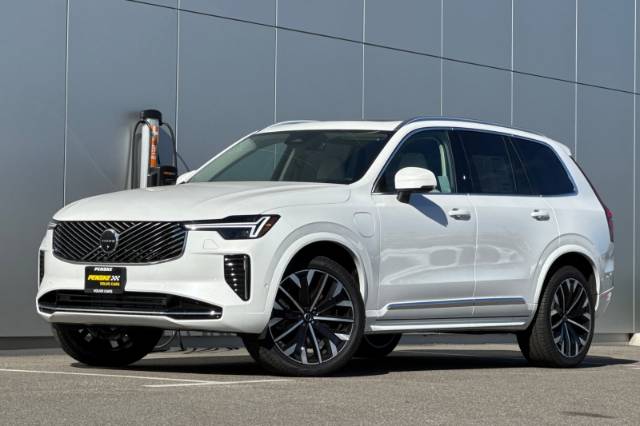 2026 Volvo XC90 Plug-In Hybrid T8 Ultra