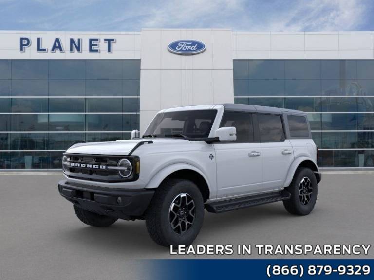 2025 Ford Bronco Outer Banks 4 Door 4X4
