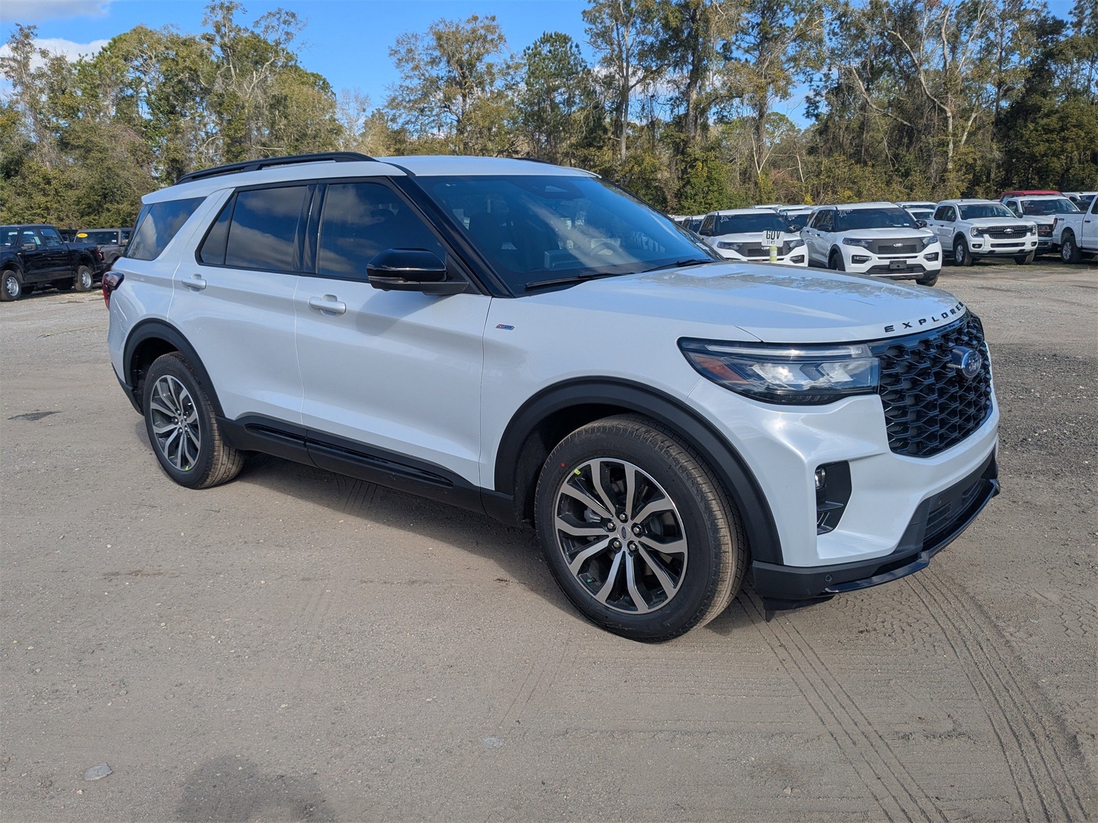 New 2026 Ford Explorer ST-Line