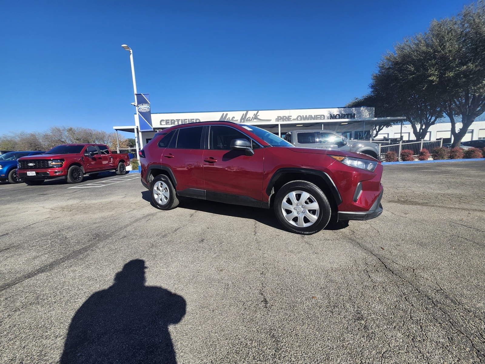 2019 Toyota RAV4 LE