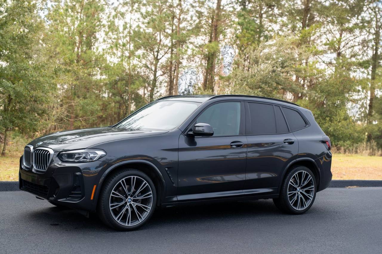 2022 BMW X3 30i