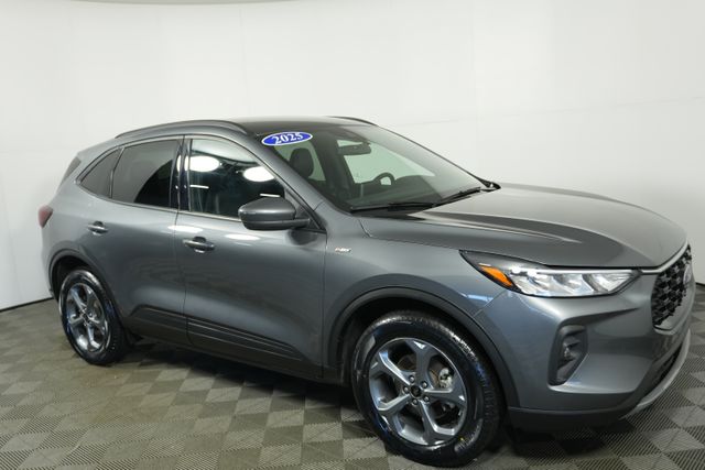 Certified 2025 Ford Escape ST-Line Select with VIN 1FMCU9NA3SUA58408 for sale in Kansas City