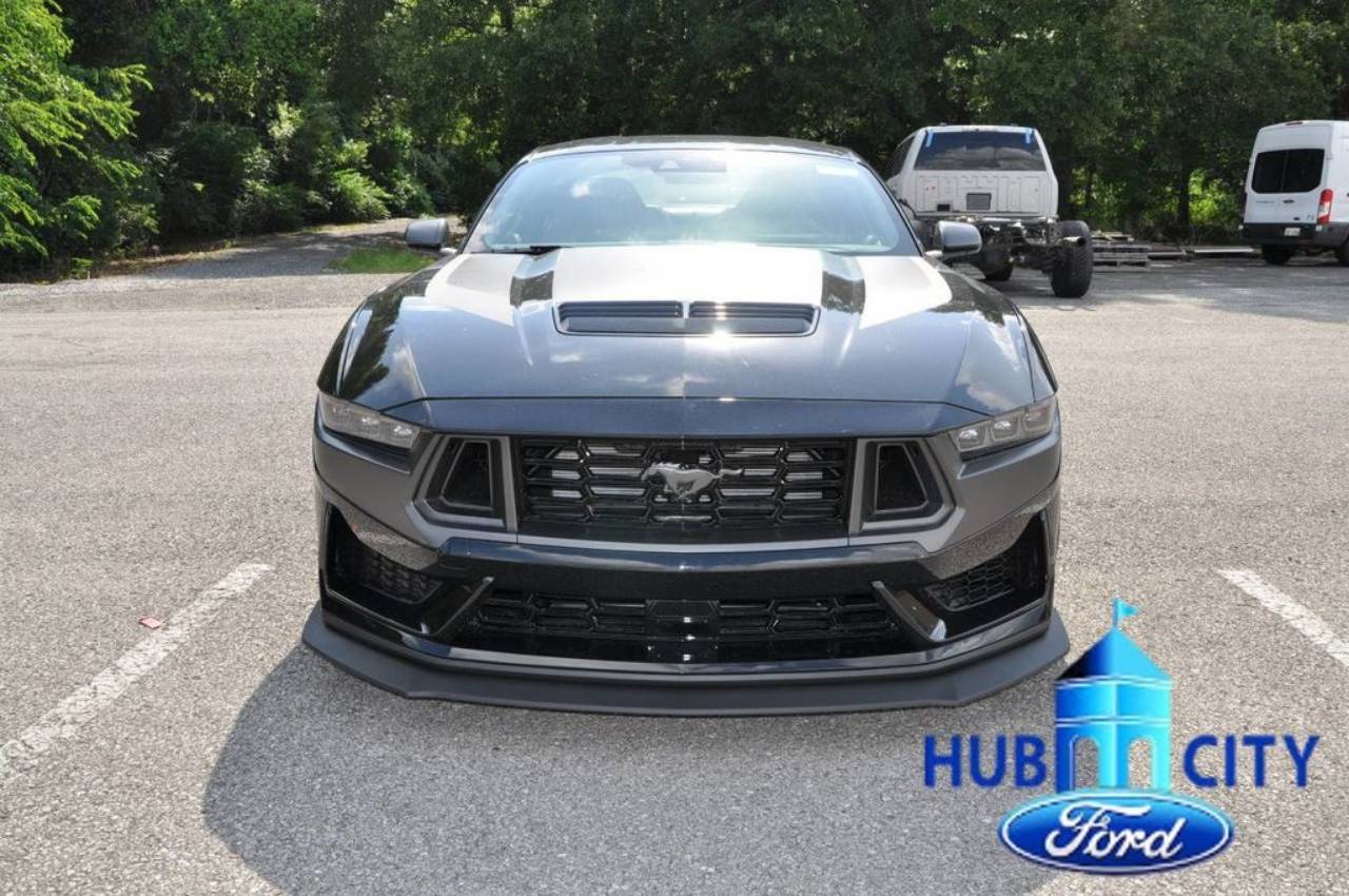 2025 Ford Mustang Dark Horse - Photo 8