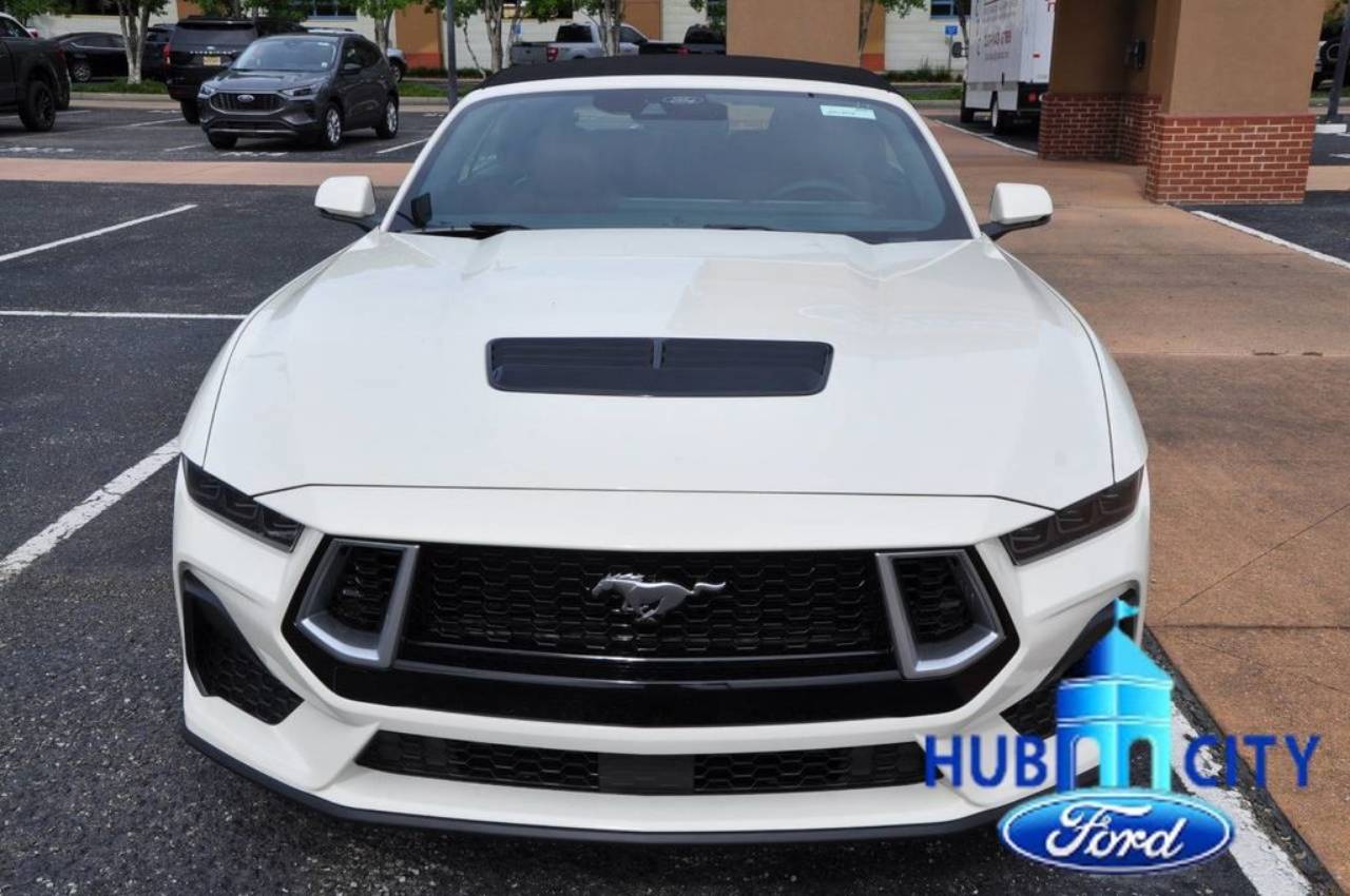2025 Ford Mustang GT Premium Convertible - Photo 8