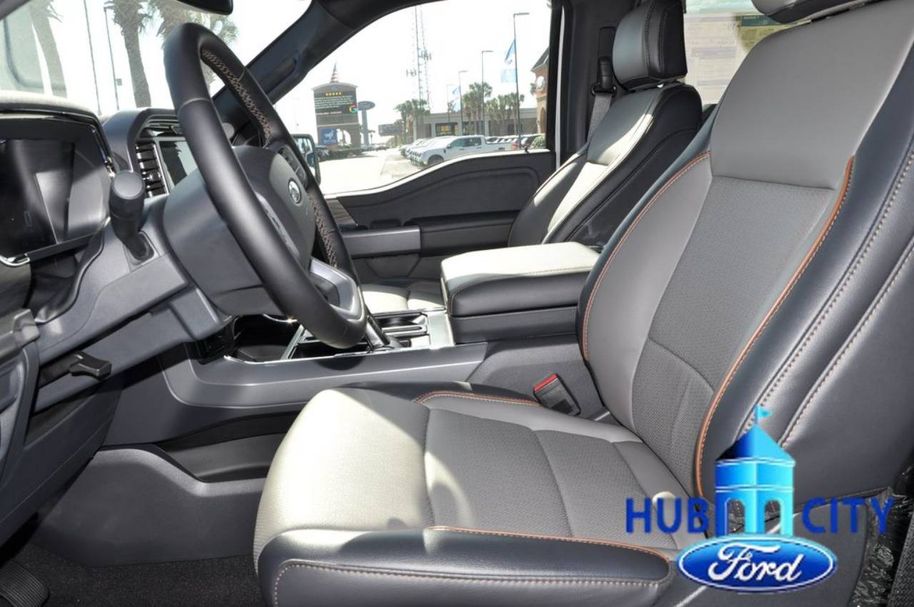 2025 Ford F-150 Lariat - Photo 10