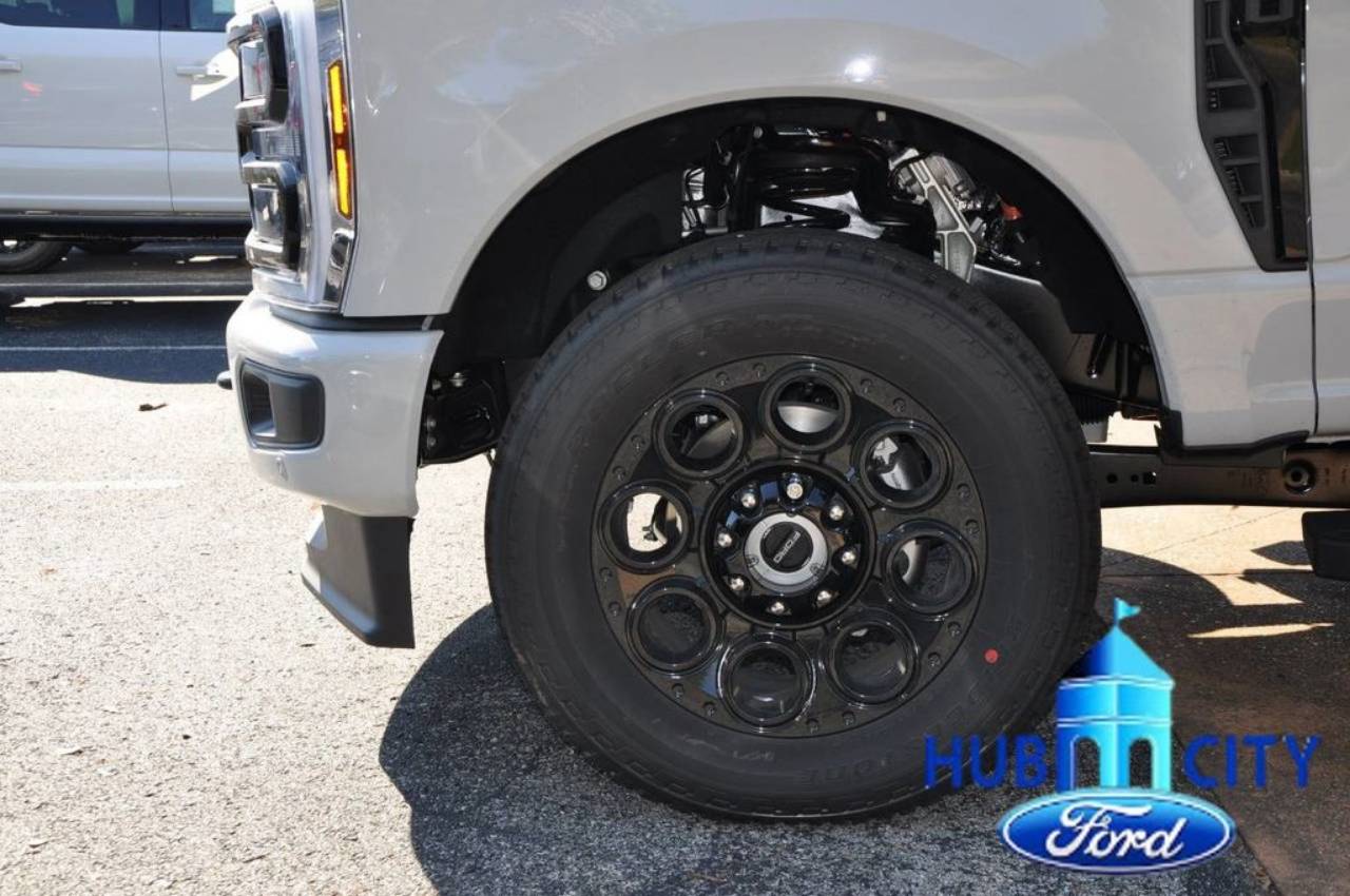 2026 Ford F-250 Super Duty Lariat - Photo 9