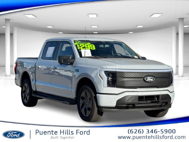 2025 Ford F-150 Lightning Flash