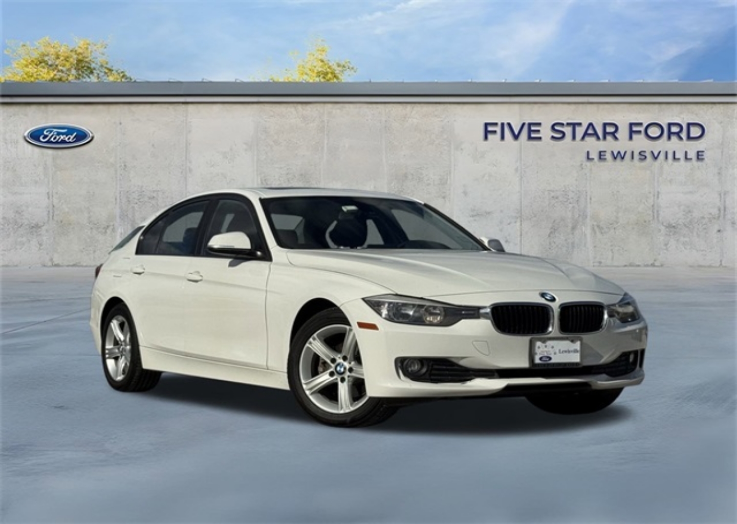 Used 2014 BMW 3 Series 320i with VIN WBA3C3C58EF983542 for sale in Lewisville, TX