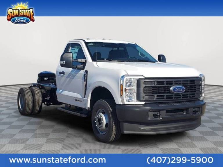 2026 Ford Super Duty F-350 DRW XL