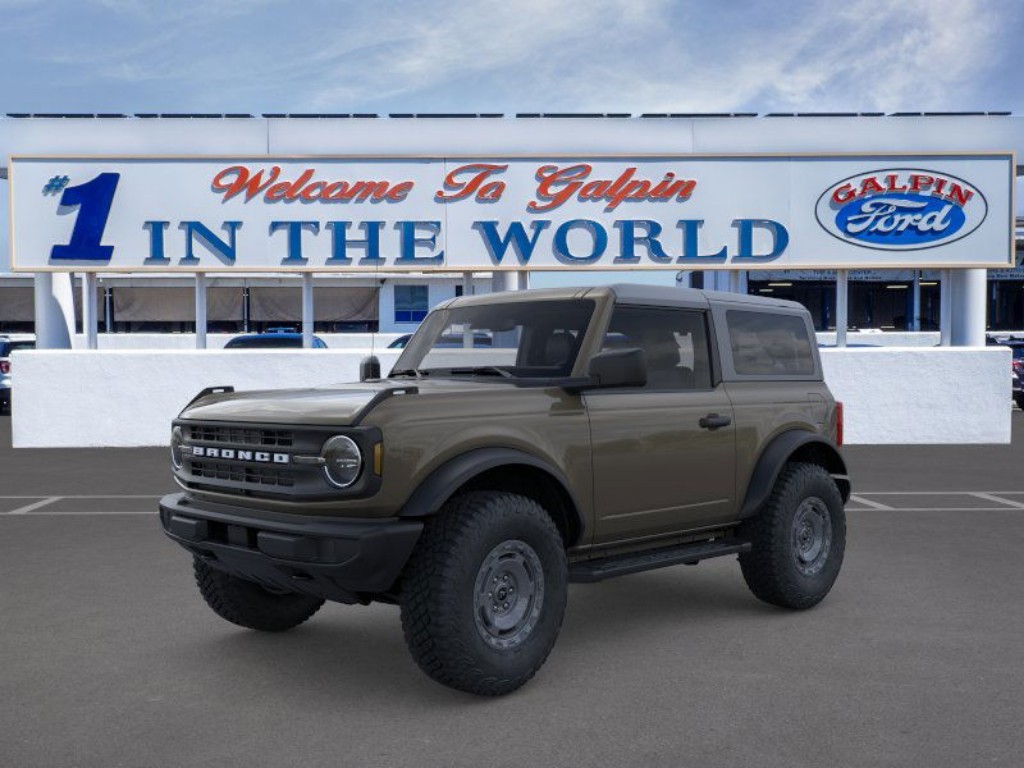 2025 Ford Bronco Base