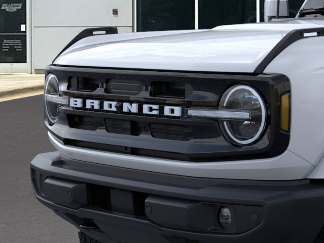 2025 Ford Bronco 4-Door Outer Banks - Photo 19