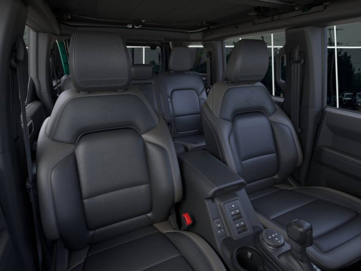 2025 Ford Bronco 4-Door Outer Banks - Photo 10