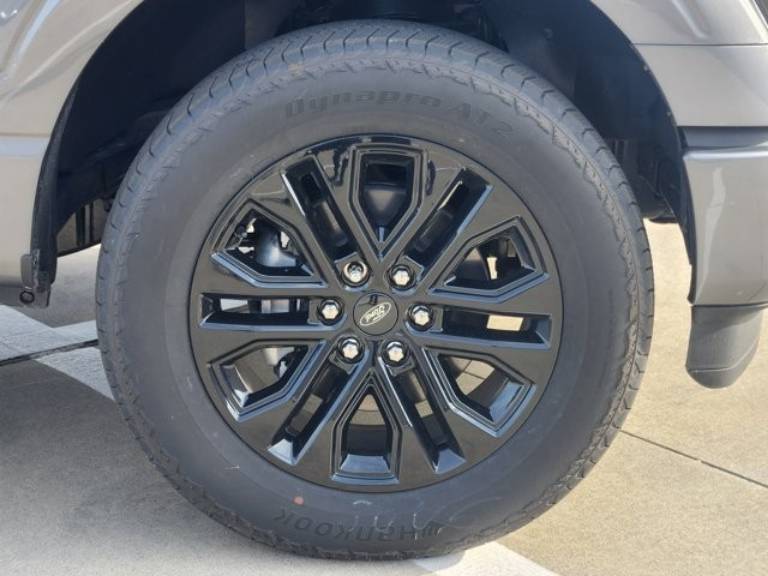 2025 Ford F-150 Lariat - Photo 7