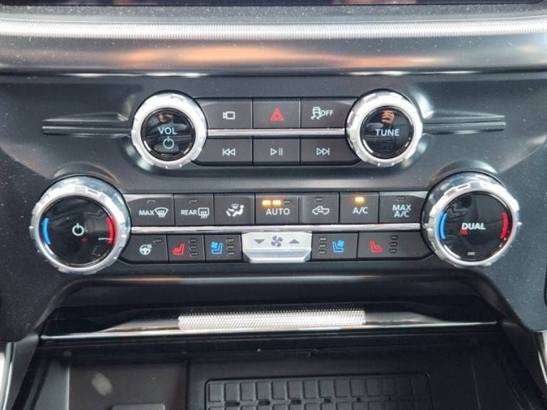 2025 Ford F-150 Lariat - Photo 14