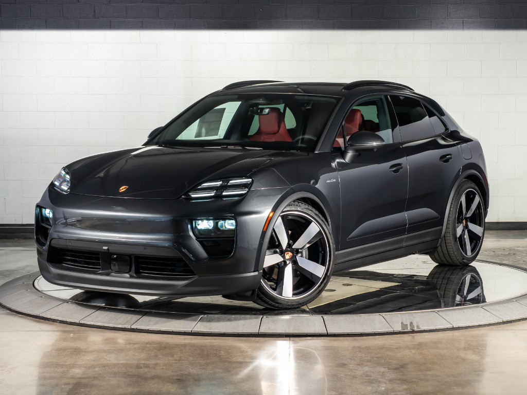 2025 Porsche Macan Electric