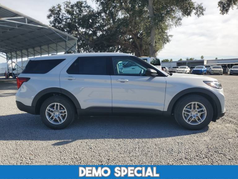 2026 Ford Explorer Active w/100A Pkg
