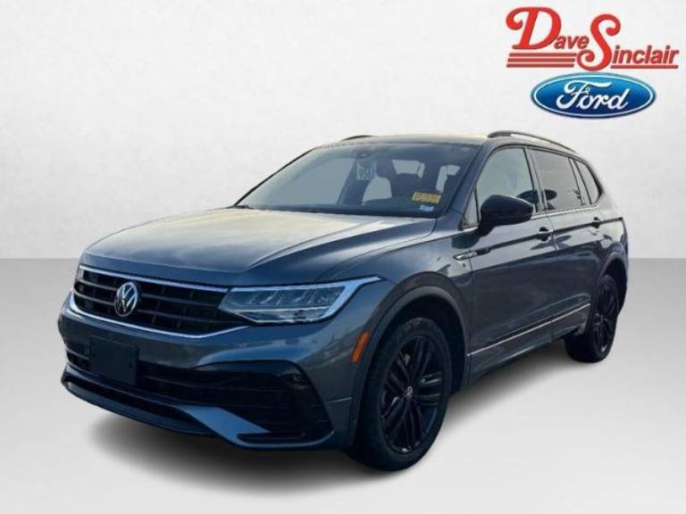 2022 Volkswagen Tiguan SE R-Line Black