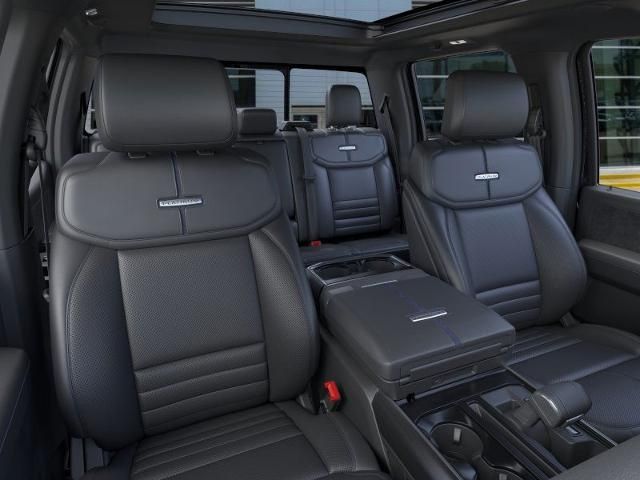 2025 Ford F-150 Platinum - Photo 10