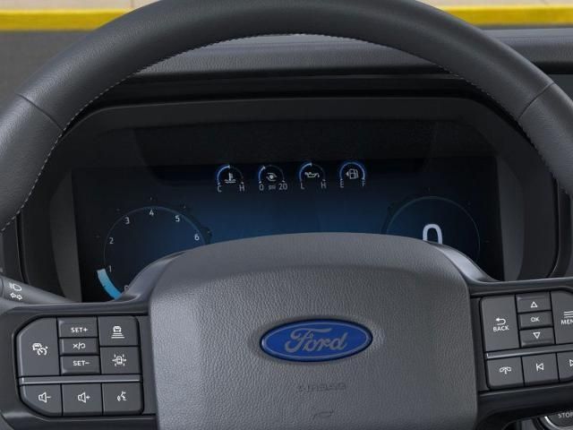 2025 Ford F-150 Platinum - Photo 13