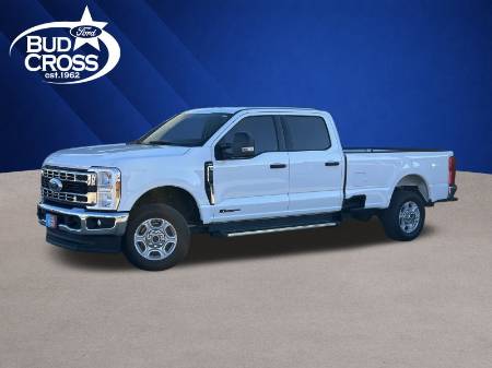 2025 Ford Super Duty F-350 SRW XLT