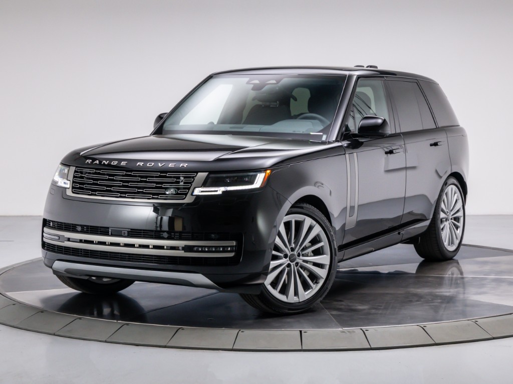 2026 Land Rover Range Rover P530 SE