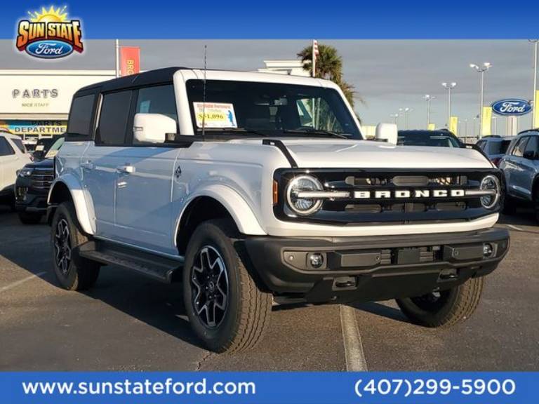 2025 Ford Bronco Outer Banks