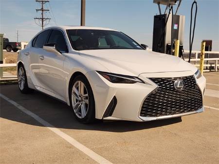 2023 Lexus IS 300