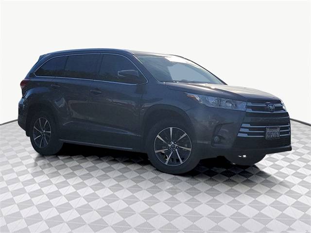 2019 Toyota Highlander SE