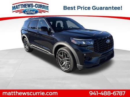2025 Ford Explorer ST-Line