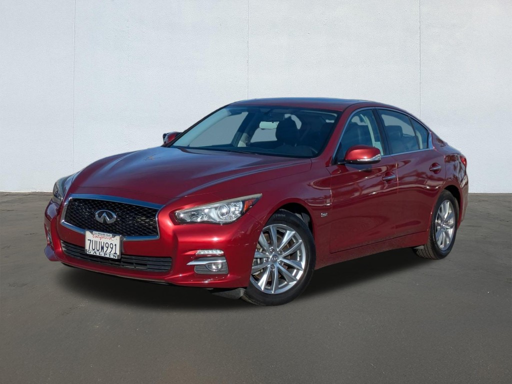 2016 INFINITI Q50 2.0T Base