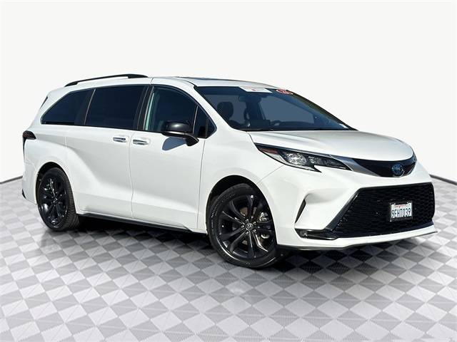 2023 Toyota Sienna XSE